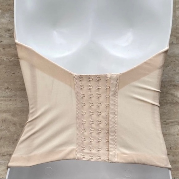 Victoria Secret Strapless Shapewear Molded Cups Corset Bustier Low Back 36C - Picture 2 of 5